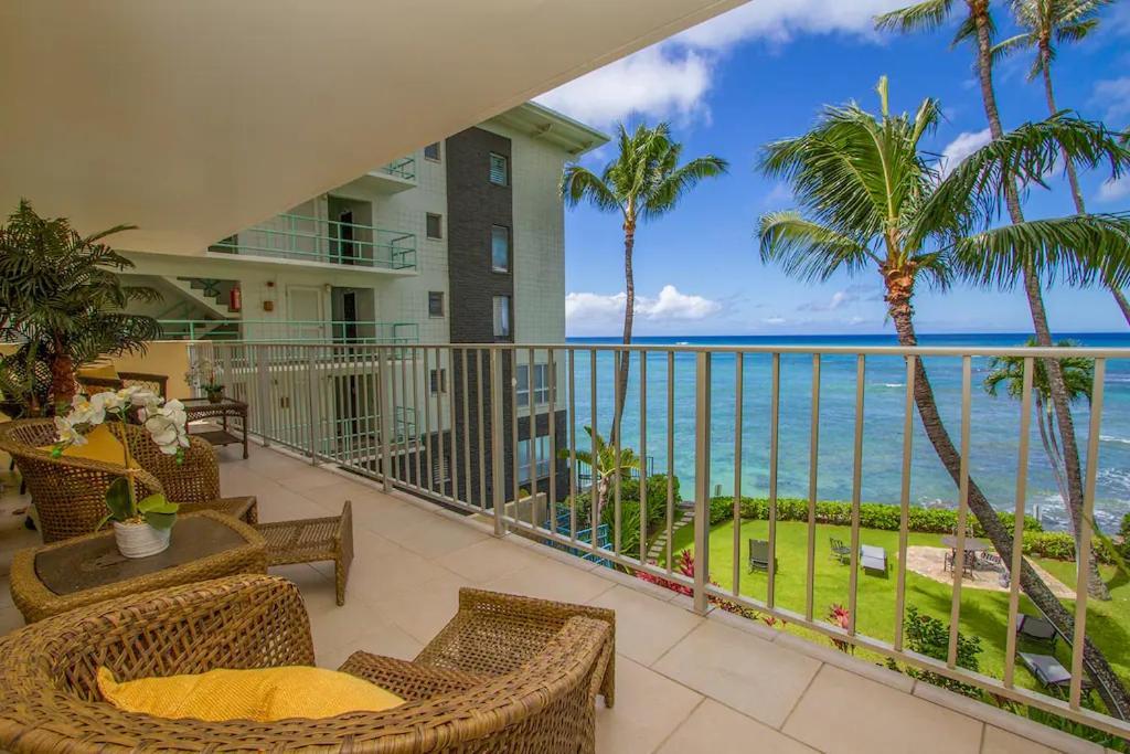 Diamond Head Beach Hotel Honolulu Exterior photo