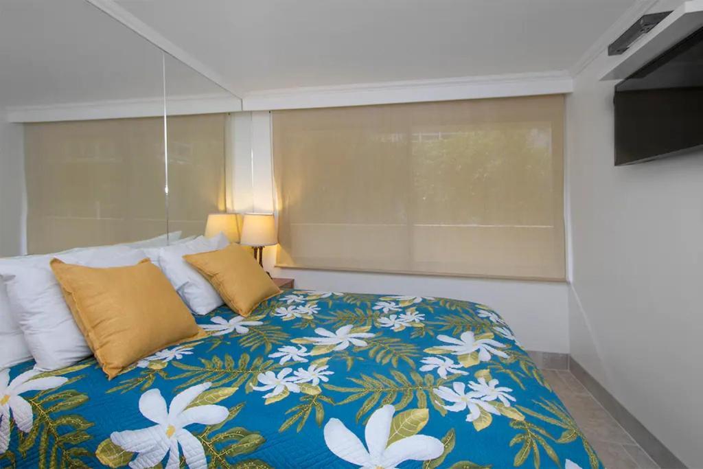 Diamond Head Beach Hotel Honolulu Room photo